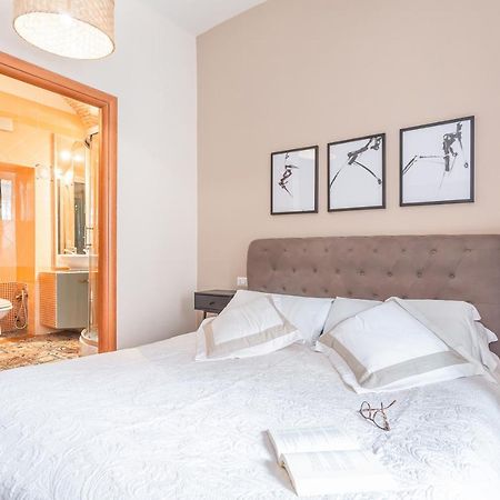 Daplace - Lucia Apartment Рим Экстерьер фото