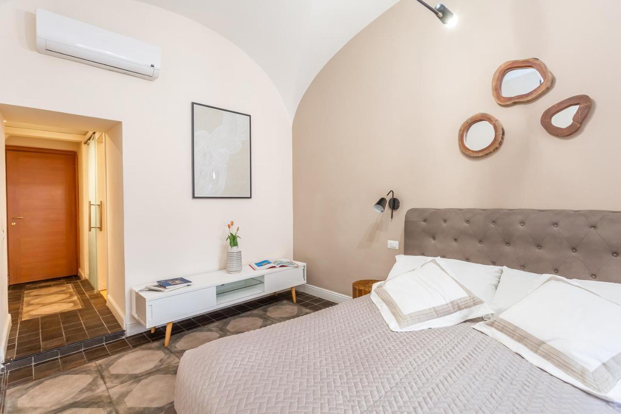 Daplace - Lucia Apartment Рим Экстерьер фото